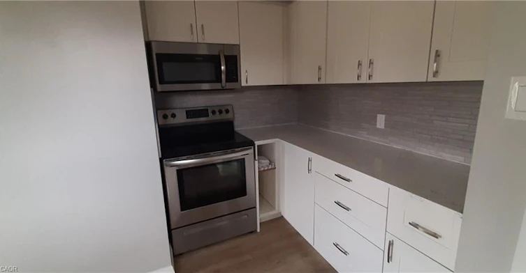 UPPER-199 Jansen Avenue, Kitchener, ON, N2A 2L8 - 13