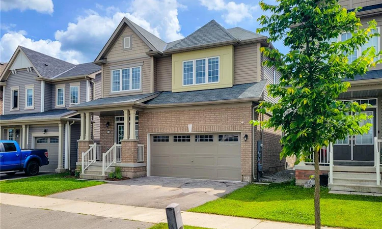 11 Esther Crescent