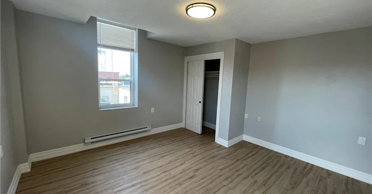 305-69 East Main Street, Welland, ON, L3B 3W4 - 6