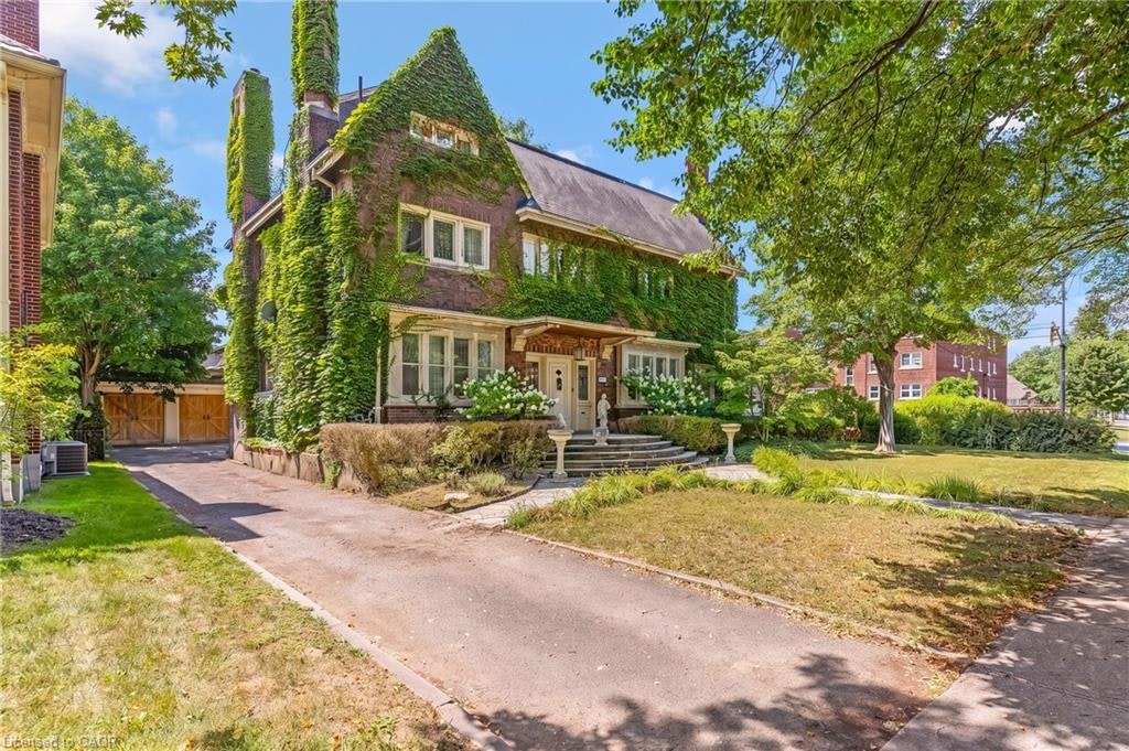 122 Dufferin Avenue, Brantford, ON, N3T 4R1