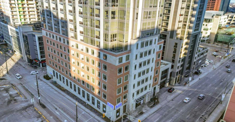 810-150 Main Street W, Hamilton, ON, L8P 1H8