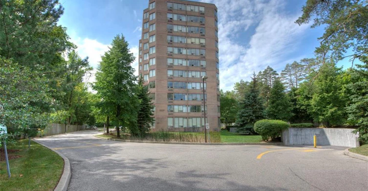 503-3227 King Street, Kitchener, ON, N2A 3Z9