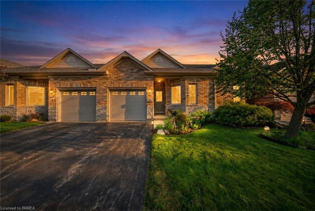 35-10 Cobblestone Drive, Brant, ON, N3L 4G9