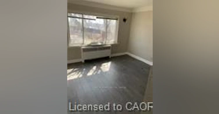 5-5473 Ontario Avenue, Niagara Falls, ON, L2E 3S4 - 5
