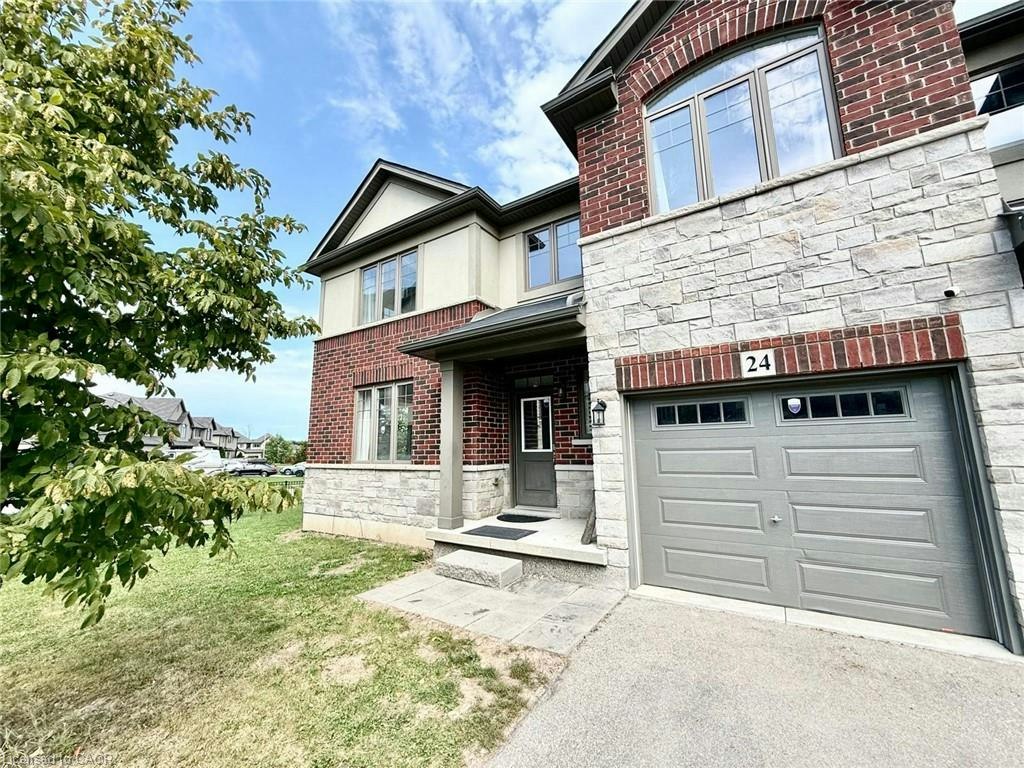 24 Farley Lane, Hamilton, ON, L9G 0G7