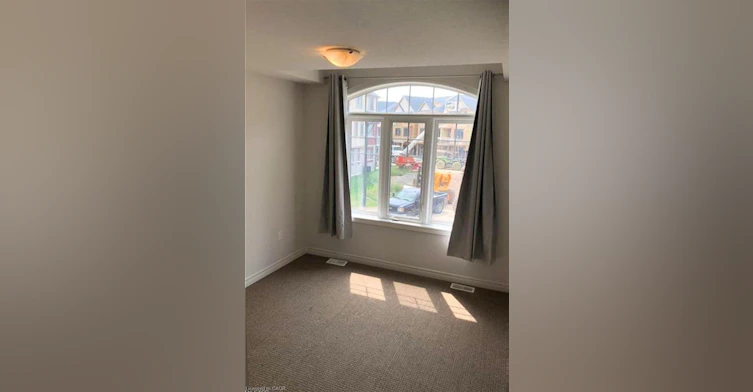 24 Farley Lane, Hamilton, ON, L9G 0G7 - 14