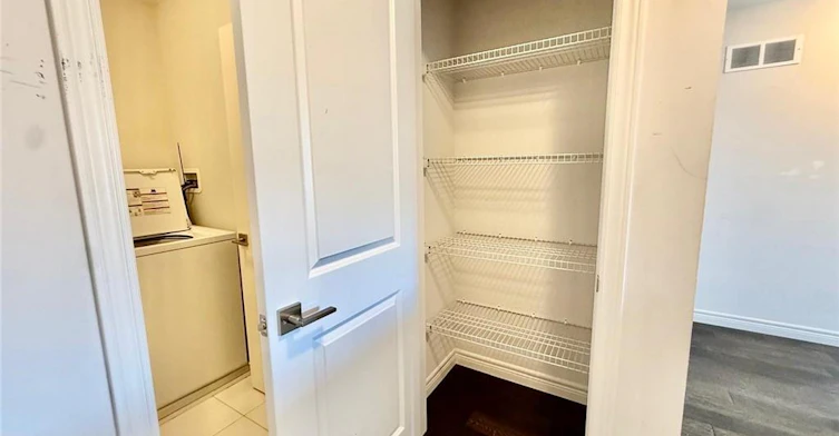 24 Farley Lane, Hamilton, ON, L9G 0G7 - 18