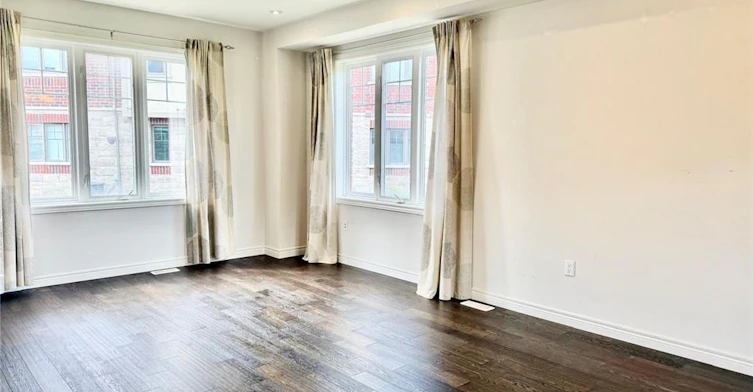24 Farley Lane, Hamilton, ON, L9G 0G7 - 3