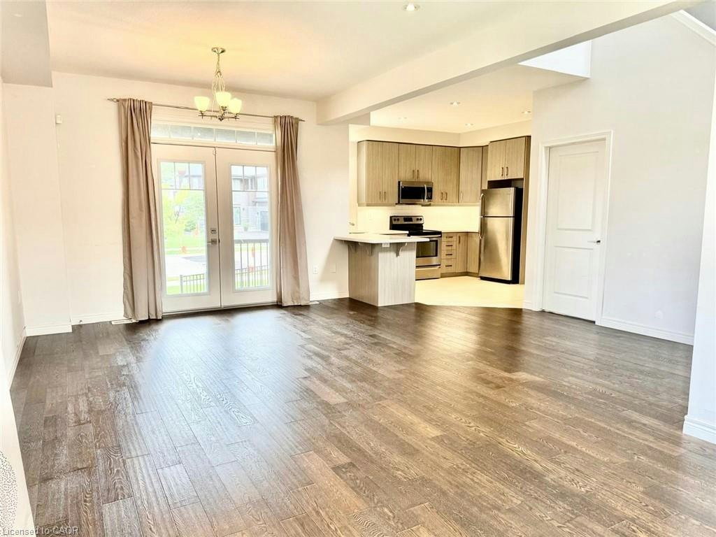 24 Farley Lane, Hamilton, ON, L9G 0G7 - 5