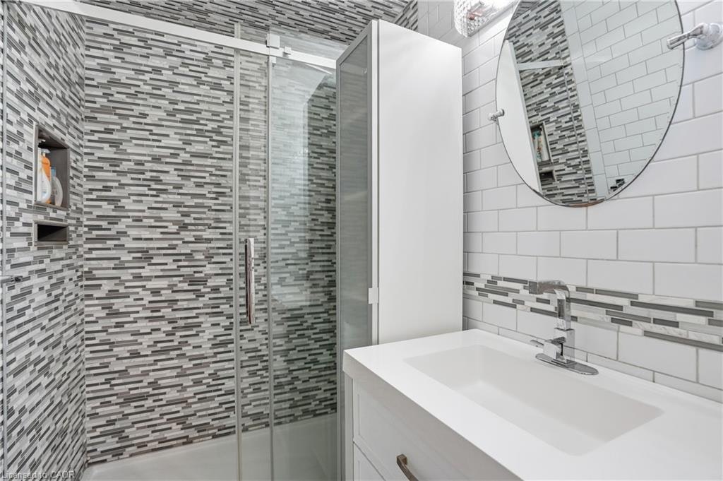 176 Albion Falls Boulevard, Hamilton, ON, L8W 1R6 - 22