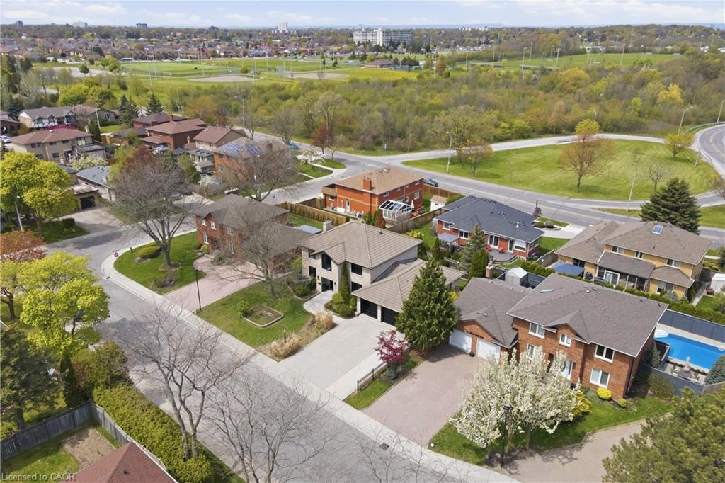 176 Albion Falls Boulevard, Hamilton, ON, L8W 1R6 - 39