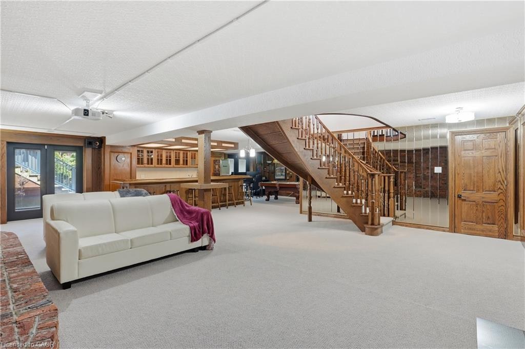 176 Albion Falls Boulevard, Hamilton, ON, L8W 1R6 - 25
