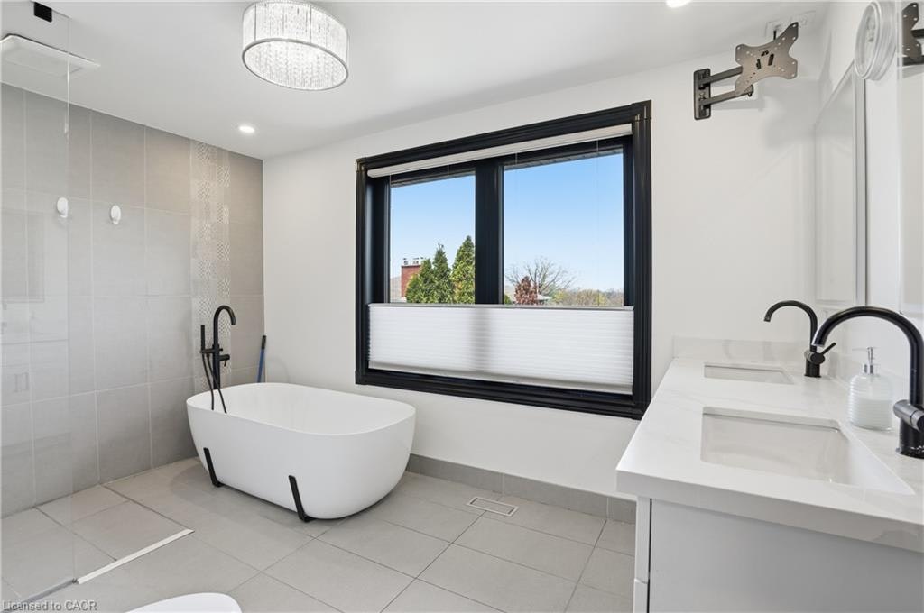 176 Albion Falls Boulevard, Hamilton, ON, L8W 1R6 - 20