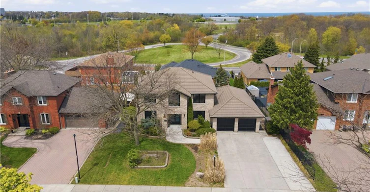 176 Albion Falls Boulevard, Hamilton, ON, L8W 1R6 - 38