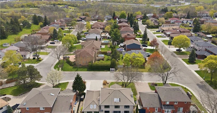 176 Albion Falls Boulevard, Hamilton, ON, L8W 1R6 - 40