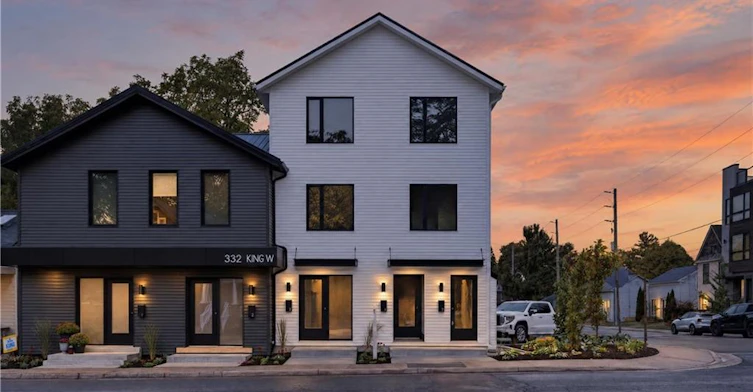 4-332 King Street W, Hamilton, ON, L8S 1W6