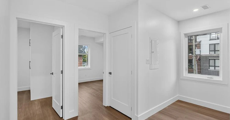 4-332 King Street W, Hamilton, ON, L8S 1W6 - 7