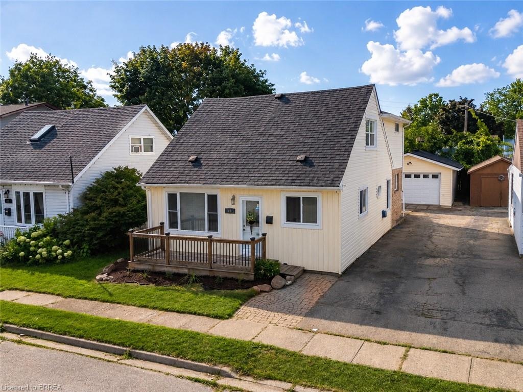 49 Seventh Avenue, Brantford, ON, N3S 1B3