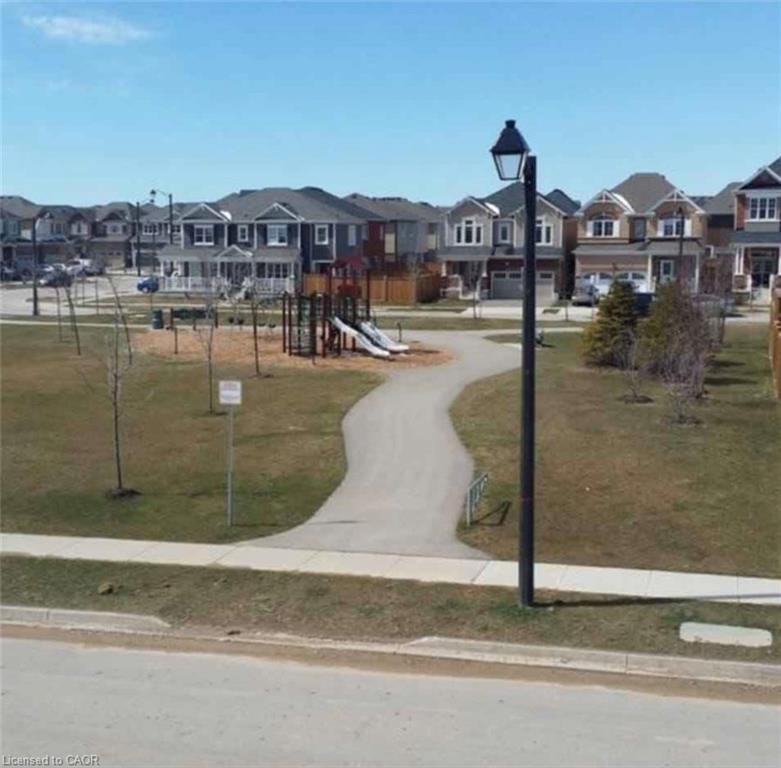 20 Daylily Lane, Kitchener, ON, N2R 1P6 - 12