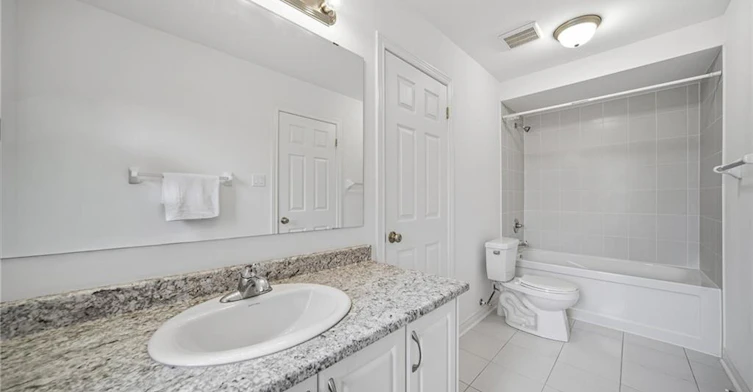 12 Oldham Avenue, Brant, ON, N3L 0G7 - 17