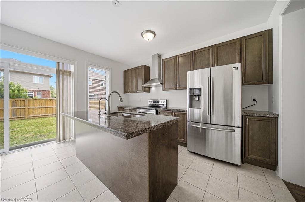 12 Oldham Avenue, Brant, ON, N3L 0G7 - 6