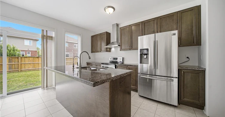 12 Oldham Avenue, Brant, ON, N3L 0G7 - 6