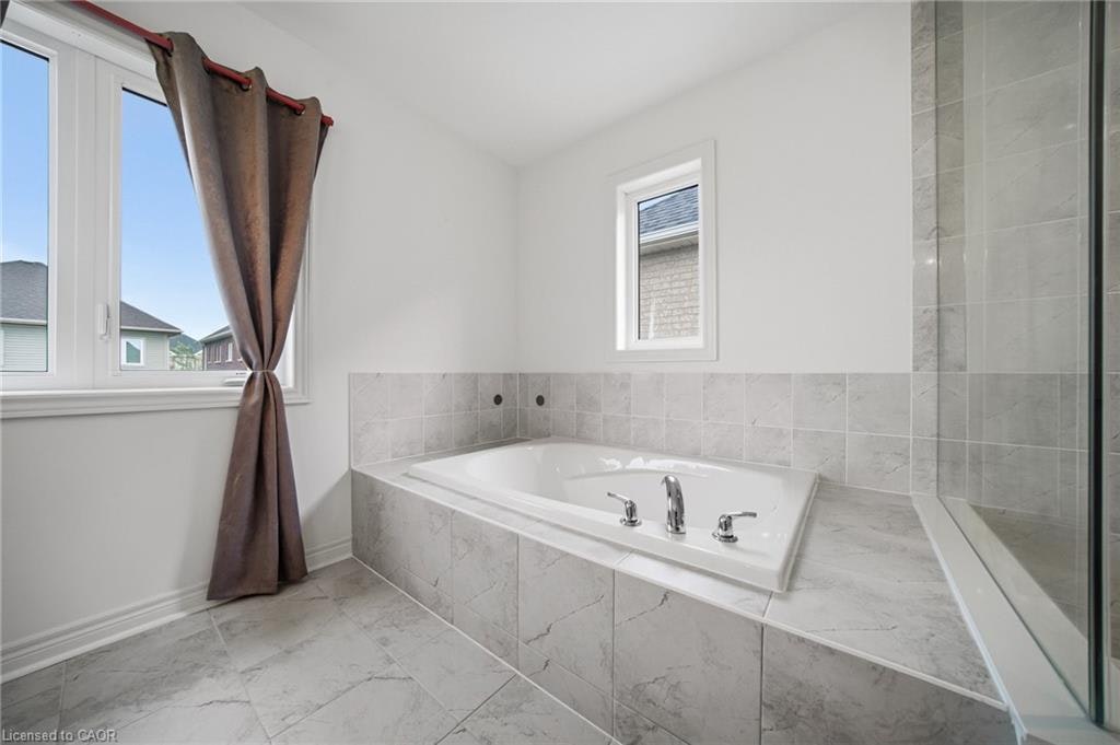 12 Oldham Avenue, Brant, ON, N3L 0G7 - 24