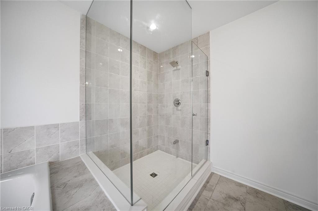 12 Oldham Avenue, Brant, ON, N3L 0G7 - 23