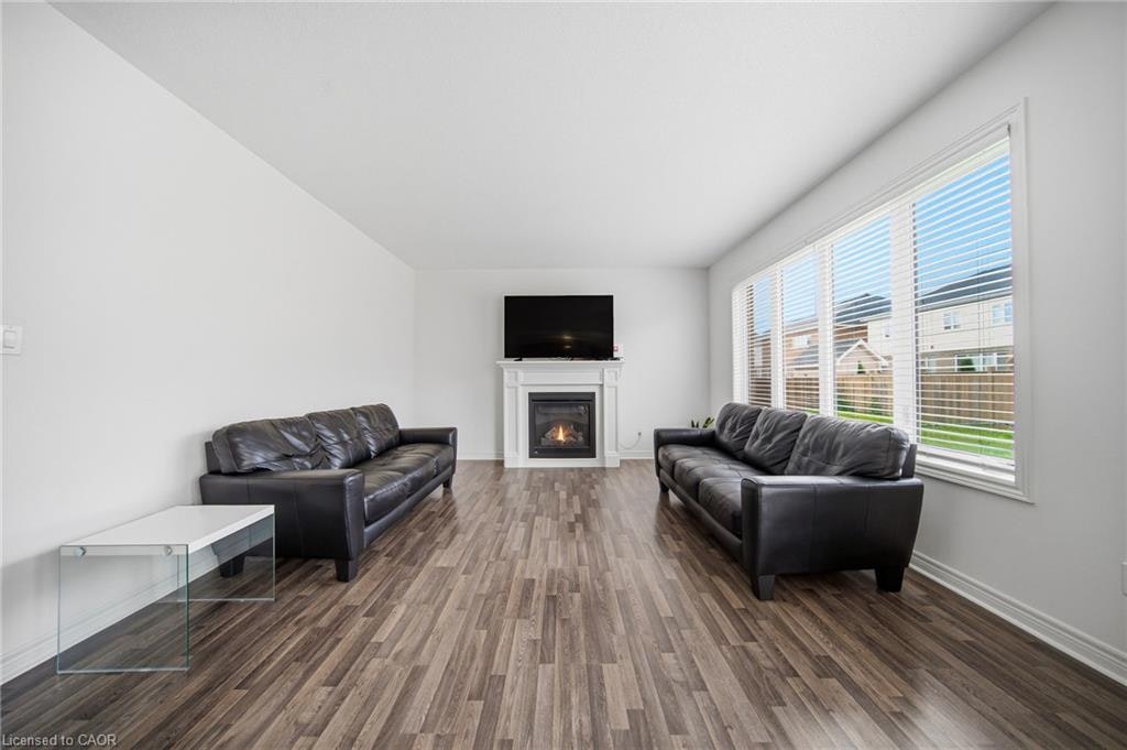12 Oldham Avenue, Brant, ON, N3L 0G7 - 10
