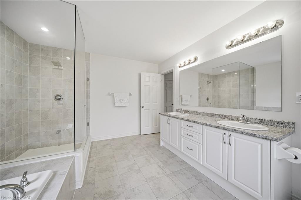 12 Oldham Avenue, Brant, ON, N3L 0G7 - 25