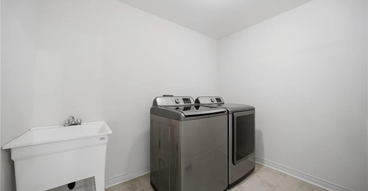 12 Oldham Avenue, Brant, ON, N3L 0G7 - 26