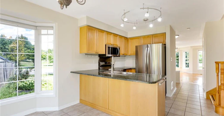 2204 Grand Oak Trail, Oakville, ON, L6M 4S6 - 7