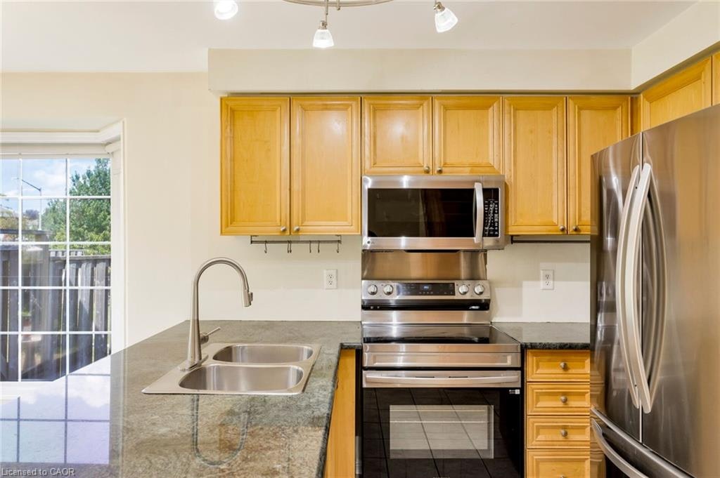2204 Grand Oak Trail, Oakville, ON, L6M 4S6 - 9