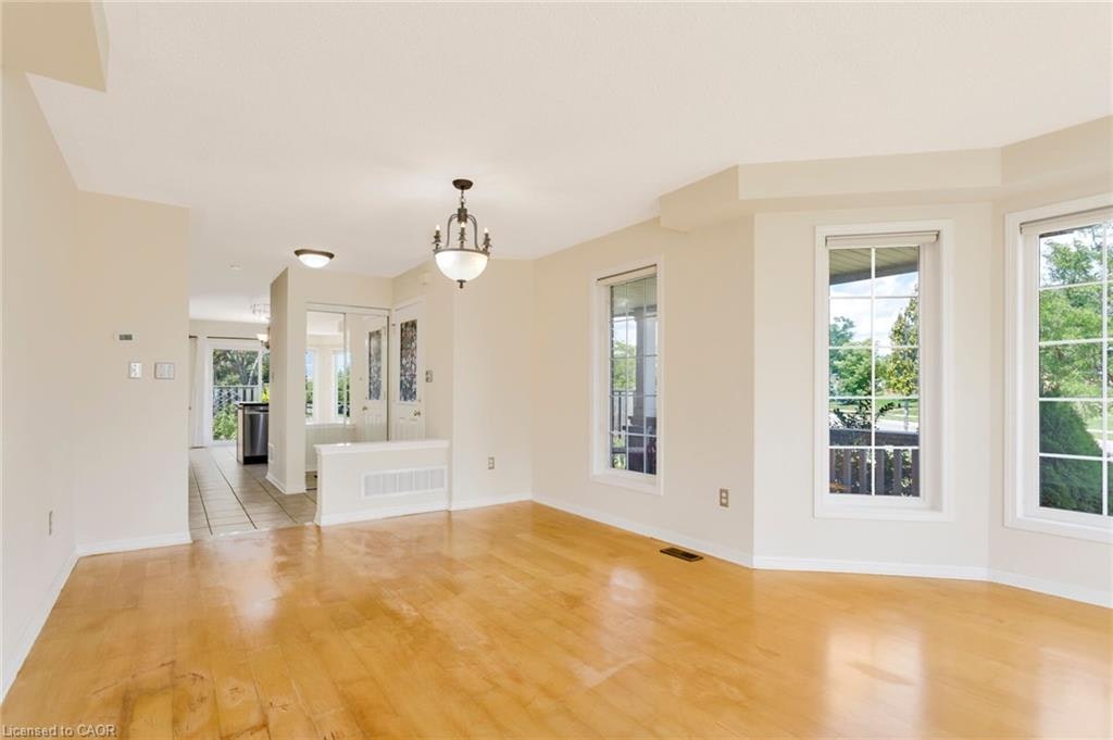 2204 Grand Oak Trail, Oakville, ON, L6M 4S6 - 5