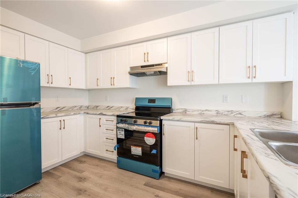 28 Dryden Lane, Hamilton, ON, L8H 0B6 - 10