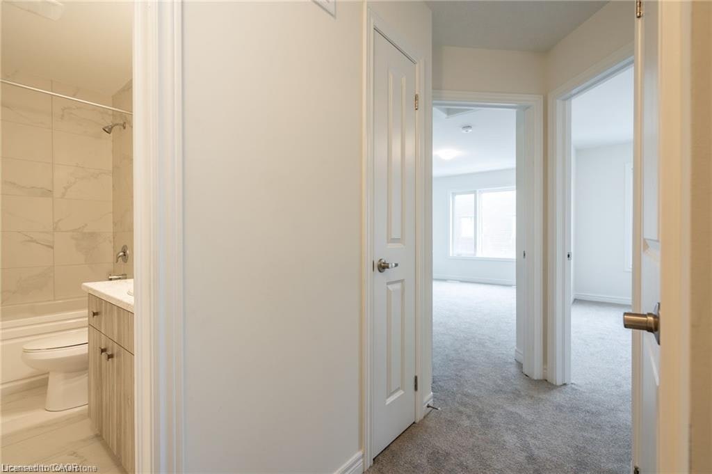 28 Dryden Lane, Hamilton, ON, L8H 0B6 - 14