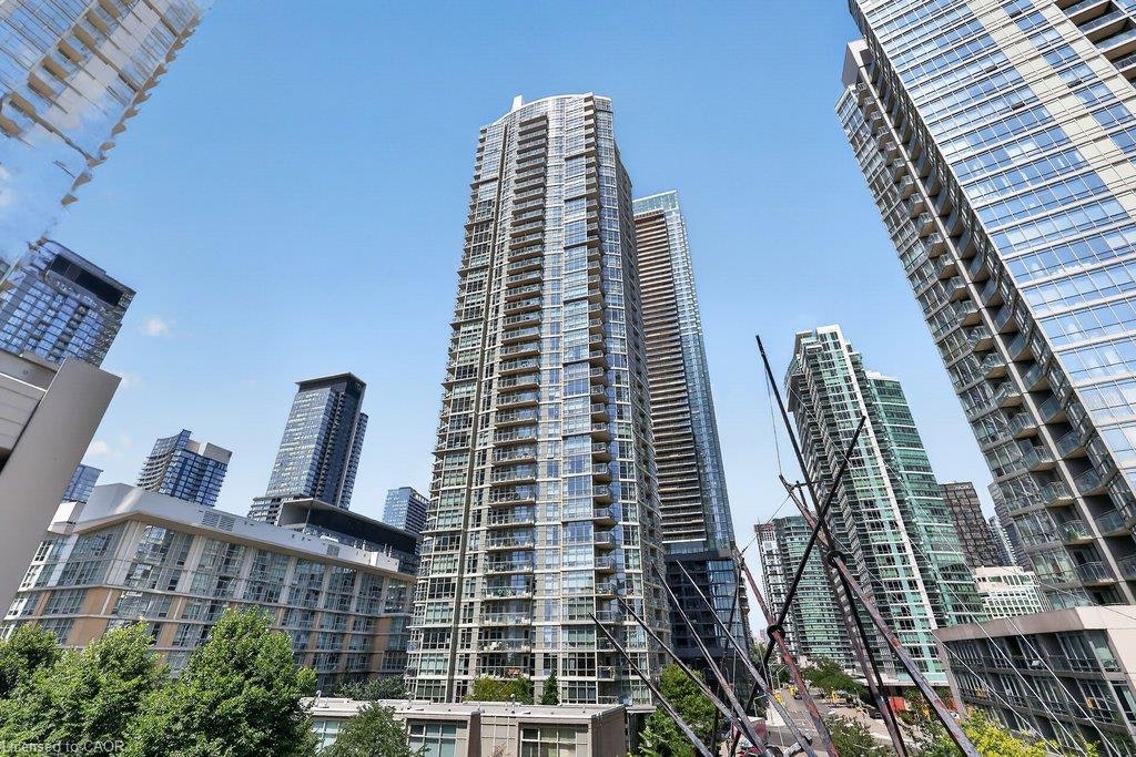 2109-10 Navy Wharf Court, Toronto, ON, M5V 3V2