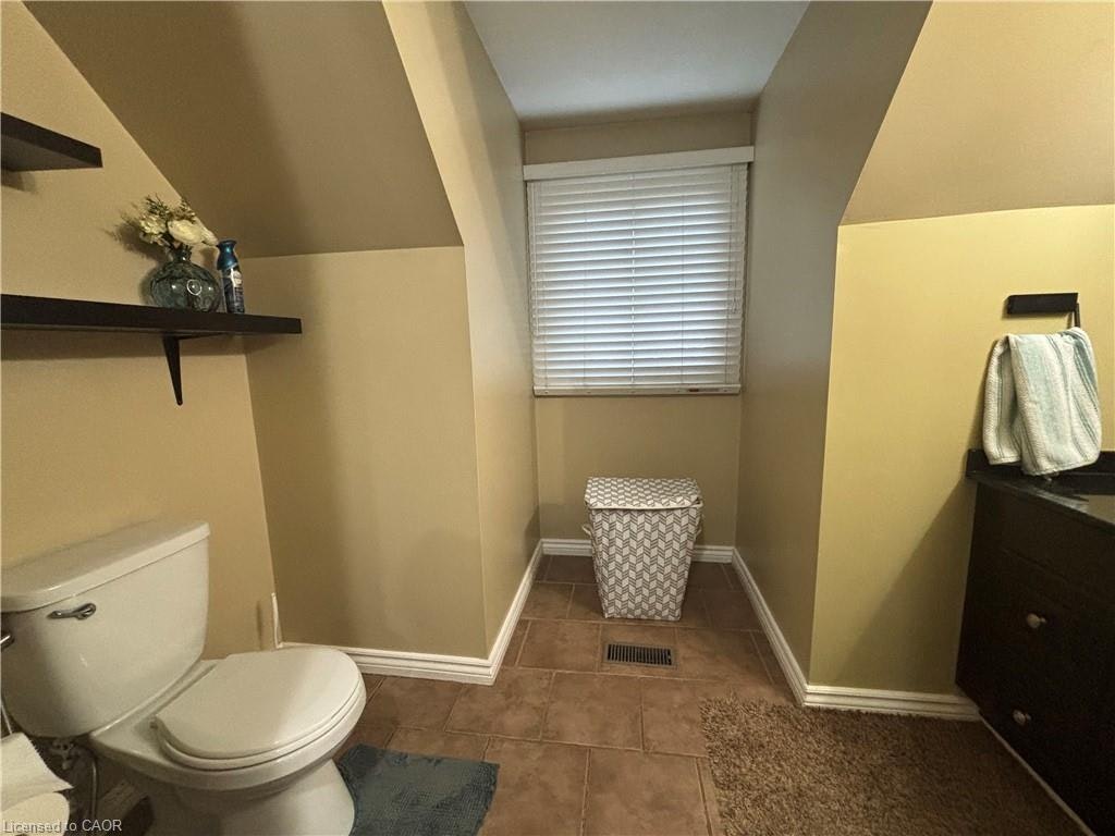 40 Caprice Court, Kitchener, ON, N2M 5M2 - 19