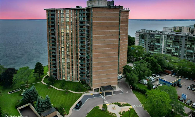 1207-5250 Lakeshore Road
