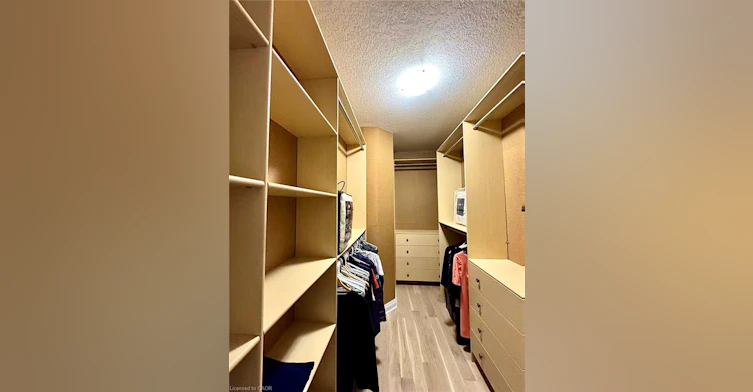 923 Eaglecrest Court, Kitchener, ON, N2K 0B8 - 29