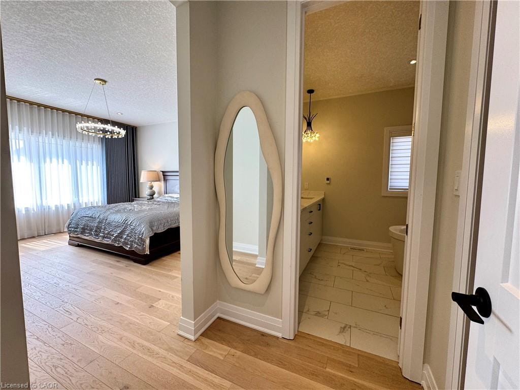 923 Eaglecrest Court, Kitchener, ON, N2K 0B8 - 28