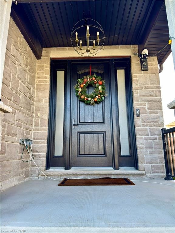923 Eaglecrest Court, Kitchener, ON, N2K 0B8 - 3