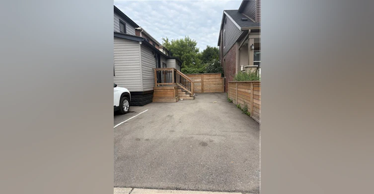 2-1090 Cannon Street E, Hamilton, ON, L8L 2J4 - 11