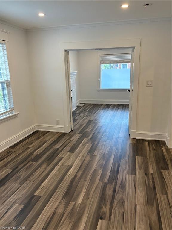 2-1090 Cannon Street E, Hamilton, ON, L8L 2J4 - 2