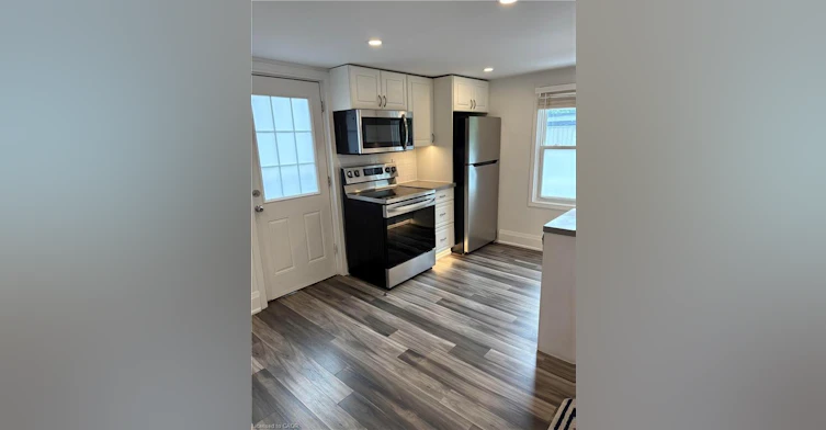 2-1090 Cannon Street E, Hamilton, ON, L8L 2J4 - 9