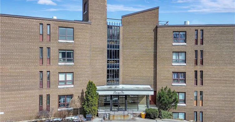 5N-26 Wentworth Avenue, Cambridge, ON, N1S 1G6