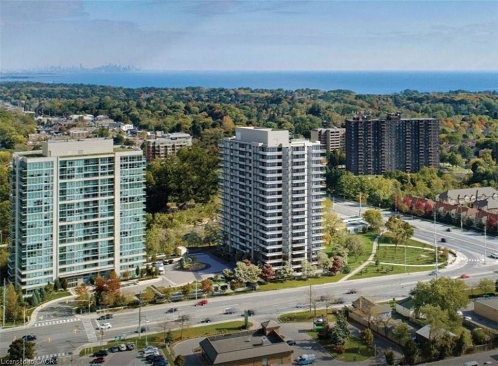 208-1035 Southdown Road, Mississauga, ON, L5J 0A2