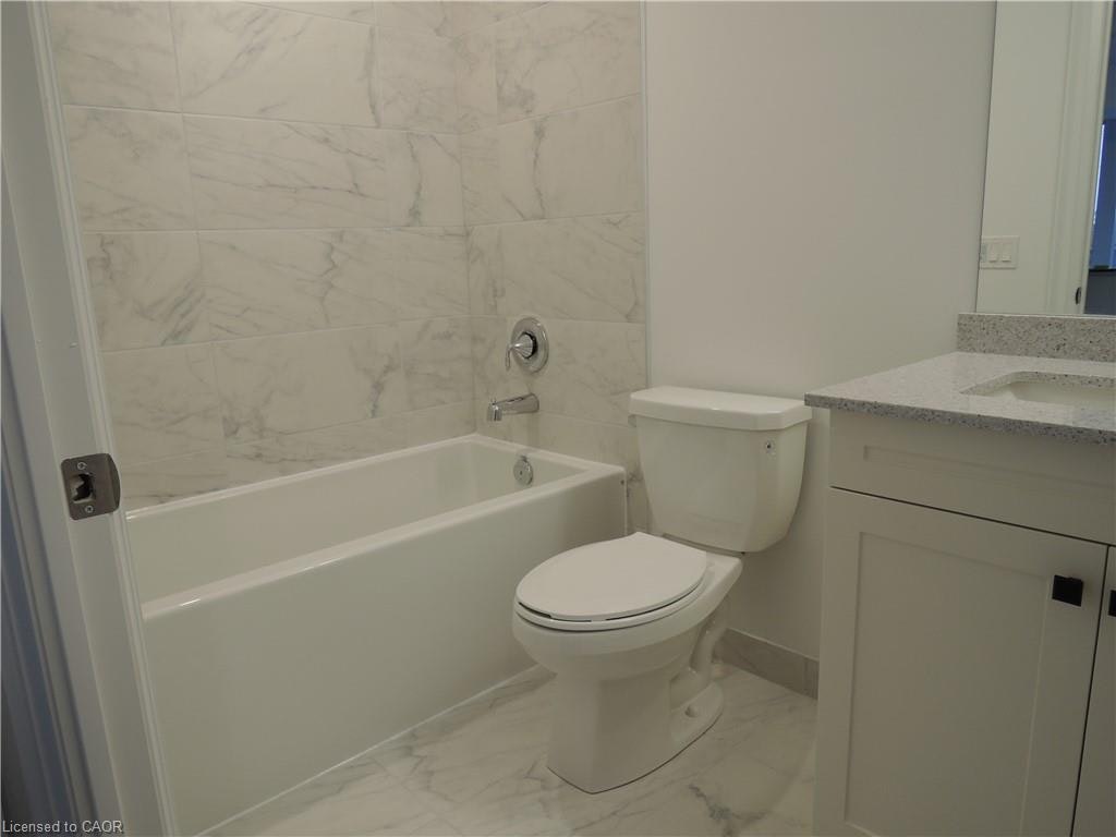 208-1035 Southdown Road, Mississauga, ON, L5J 0A2 - 6