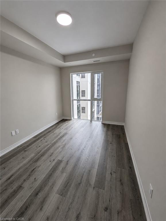 LP09-50 Herrick Avenue, St. Catharines, ON, L2P 2T9 - 9