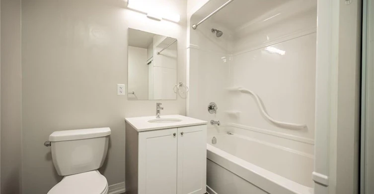 LP09-50 Herrick Avenue, St. Catharines, ON, L2P 2T9 - 31